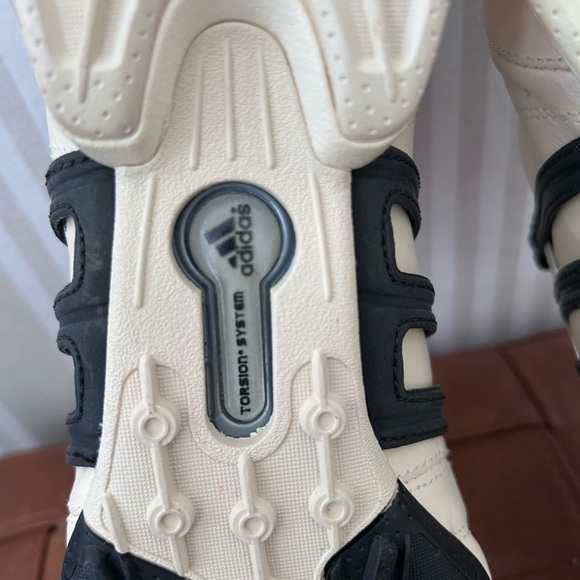 Vintage (2004) Adidas Sport Sala Torsion Turf Soccer Shoe Men’s Size 7.5 - Picture 8 of 9